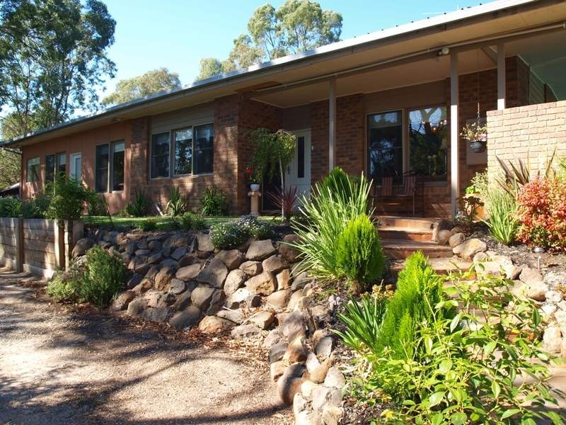 14 Fairway Drive, Kilmore VIC 3764