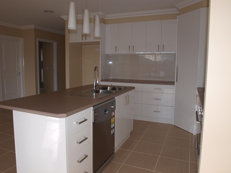 Unit 2,19 Francis Court, Kilmore VIC 3764