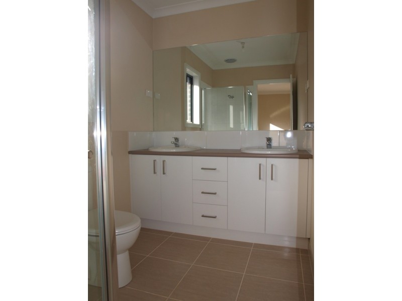 Unit 2,19 Francis Court, Kilmore VIC 3764