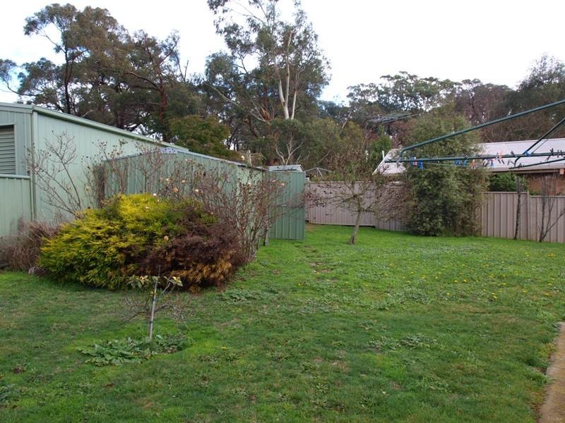 18 Centenary Drive, Kilmore VIC 3764