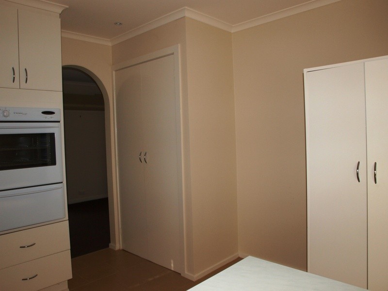 18 Centenary Drive, Kilmore VIC 3764