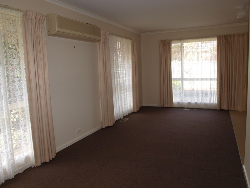 18 Centenary Drive, Kilmore VIC 3764