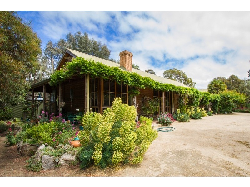 11 Whalan Court, Pyalong VIC 3521