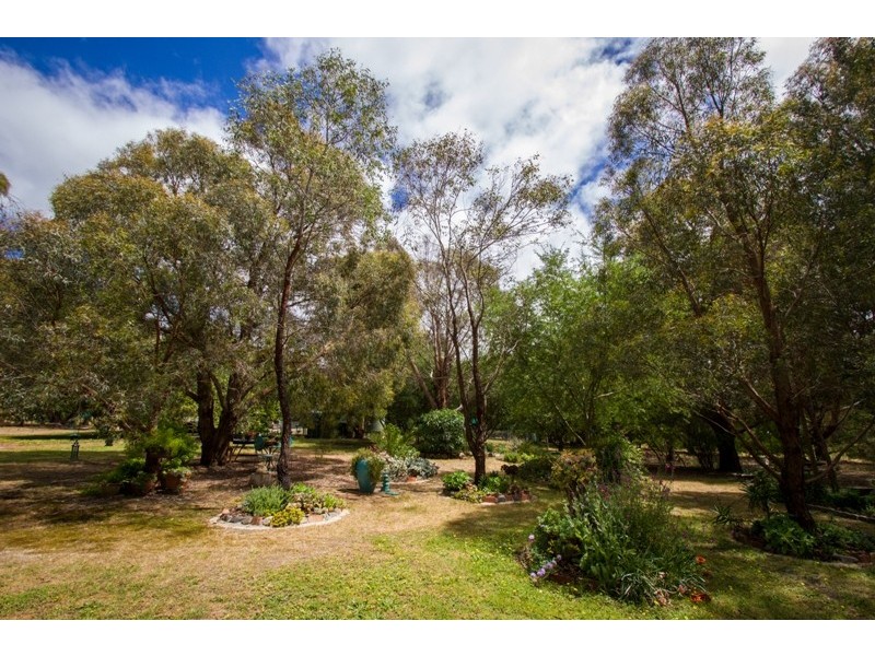 11 Whalan Court, Pyalong VIC 3521