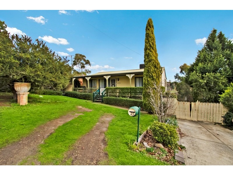25 Albert Street, Kilmore VIC 3764