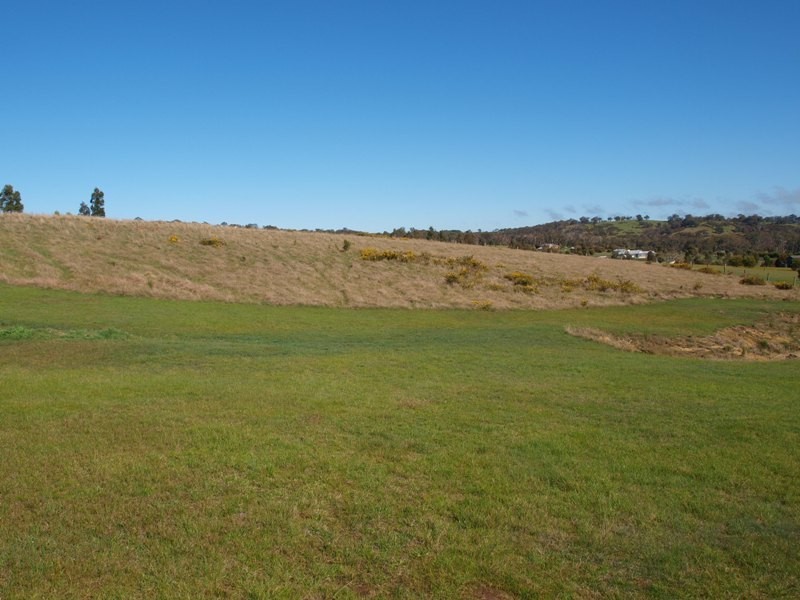 2 Quarry Siding Road., Wandong VIC 3758