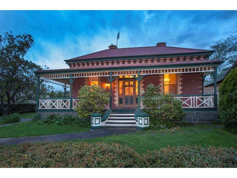 55 Ebden Street, Kyneton VIC 3444