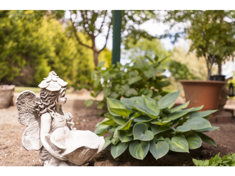 13 Melrose  Drive, Kilmore VIC 3764