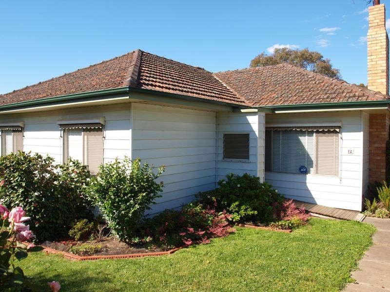 12 Chapel Street, Kilmore VIC 3764