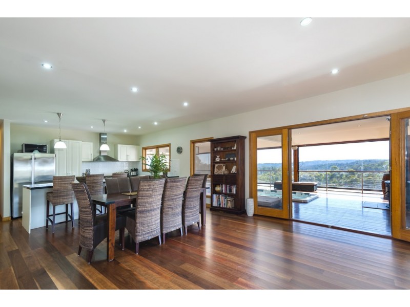 230 Doctors  Creek Road, Clonbinane VIC 3658