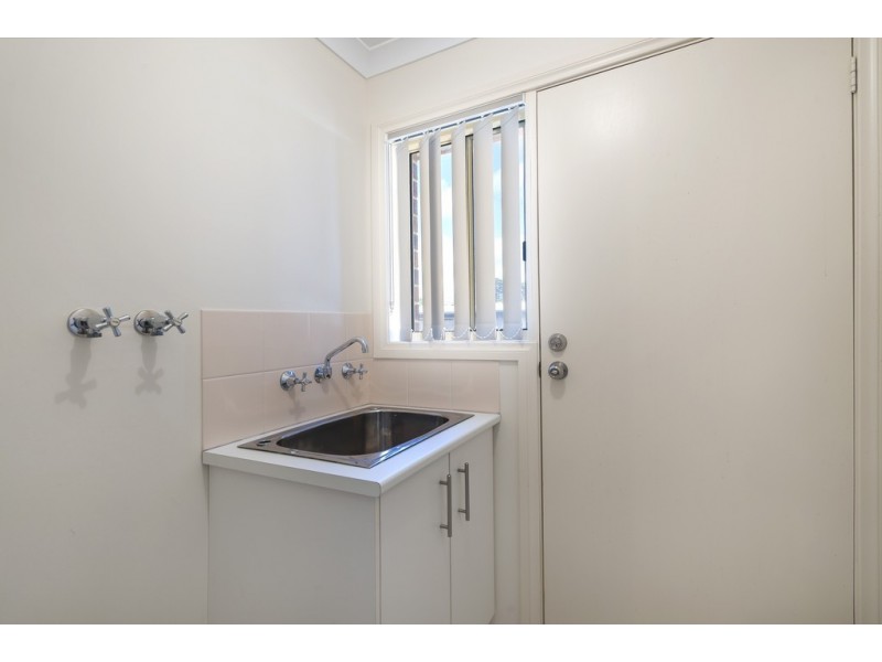 16 Pinewood Place, Kilmore VIC 3764