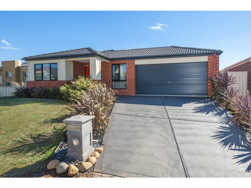 7 Finlay Court, Kilmore VIC 3764