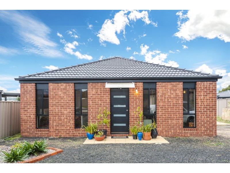 4 Wattlebird Way, Kilmore VIC 3764