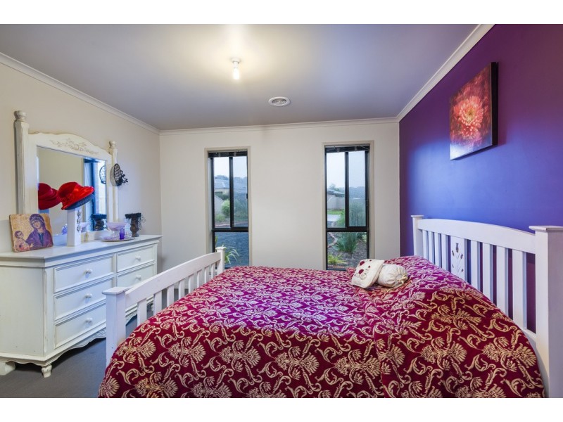 4 Wattlebird Way, Kilmore VIC 3764