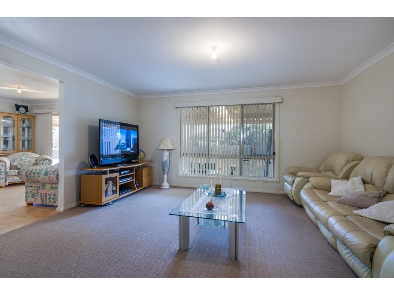 14 Pinewood Place, Kilmore VIC 3764