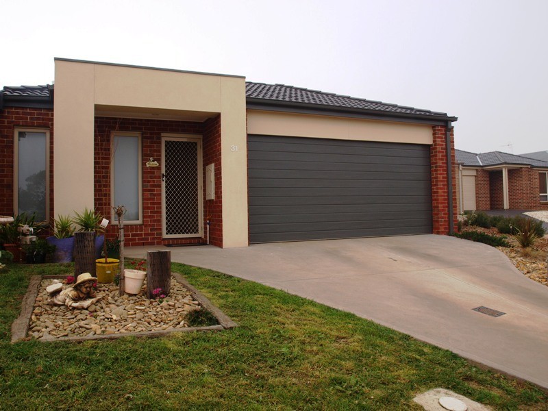 31 Francis Court, Kilmore VIC 3764
