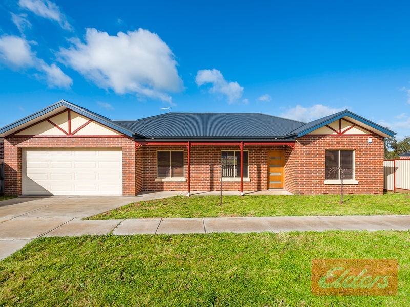 34 Natures Run, Kilmore VIC 3764