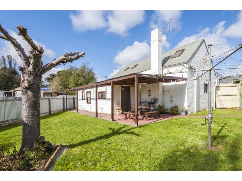 135 High Street, Broadford VIC 3658