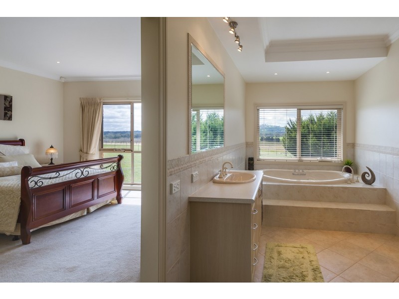 315 Highlands Road, Seymour VIC 3660