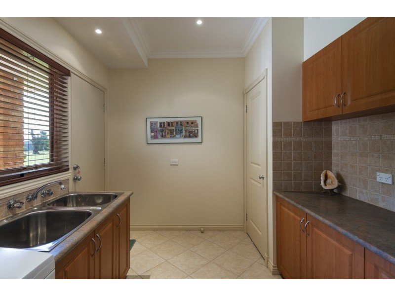 315 Highlands Road, Seymour VIC 3660