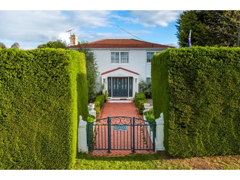 3 Gott Court, Romsey VIC 3434