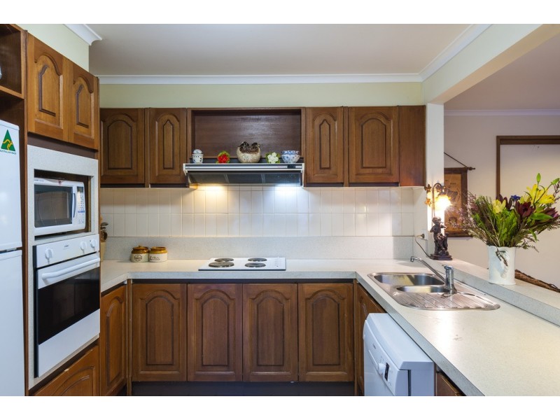 3 Gott Court, Romsey VIC 3434