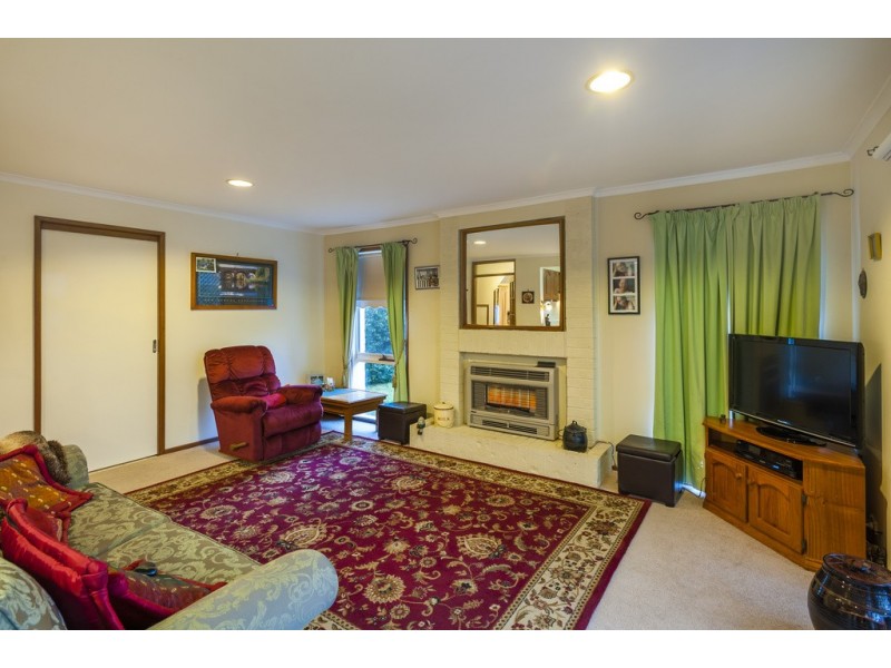 3 Gott Court, Romsey VIC 3434