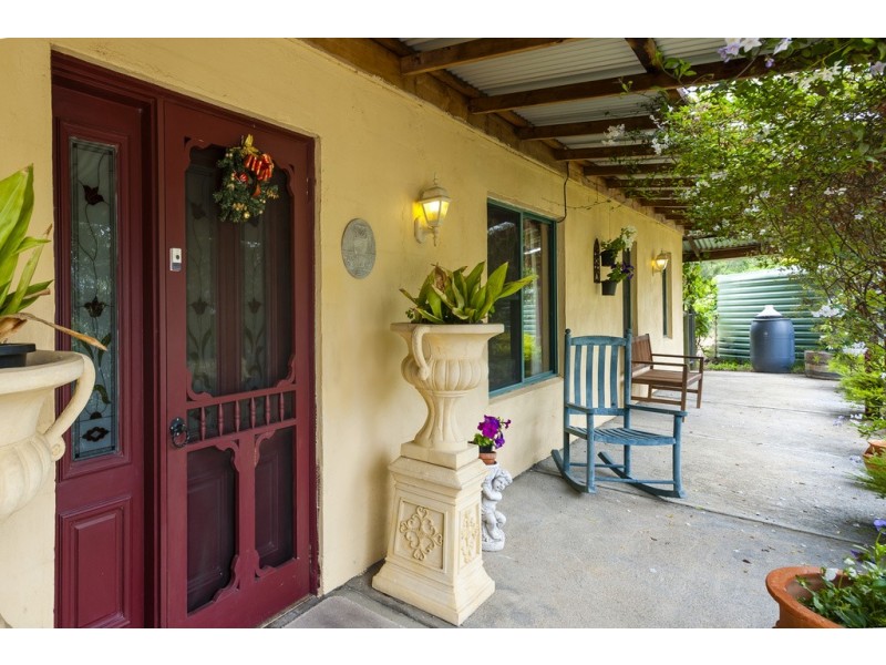 59 Burke and Wills Track, Lancefield VIC 3435