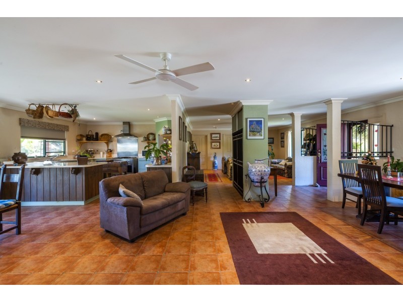 59 Burke and Wills Track, Lancefield VIC 3435