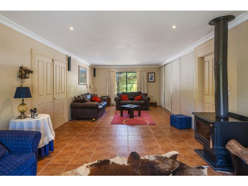 59 Burke and Wills Track, Lancefield VIC 3435