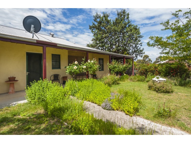 59 Burke and Wills Track, Lancefield VIC 3435