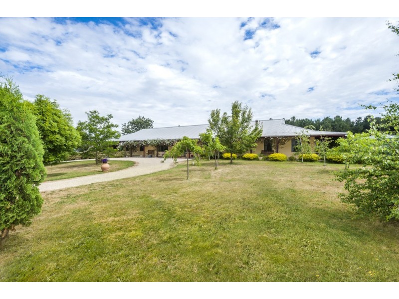 59 Burke and Wills Track, Lancefield VIC 3435