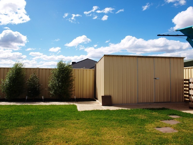 14 Francis Court, Kilmore VIC 3764