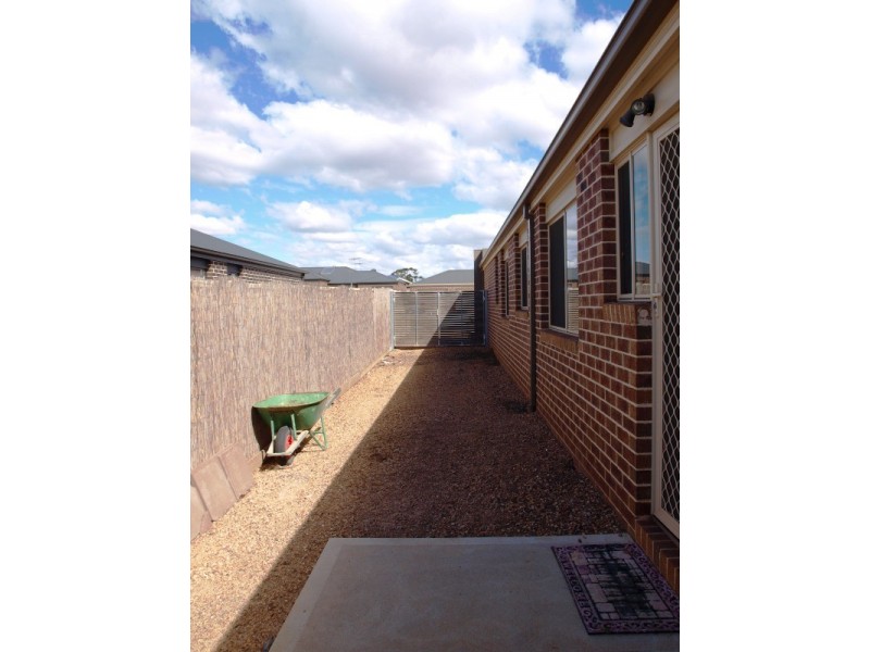 14 Francis Court, Kilmore VIC 3764