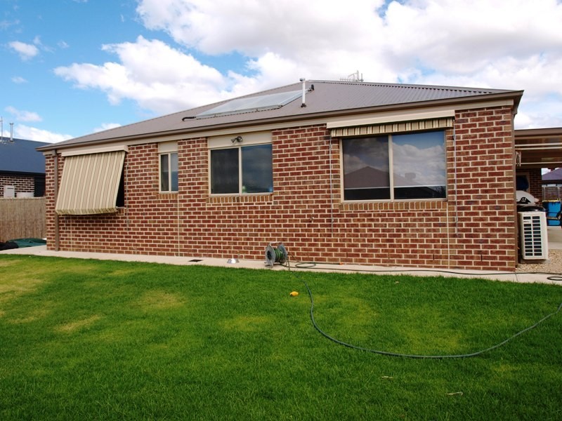 14 Francis Court, Kilmore VIC 3764