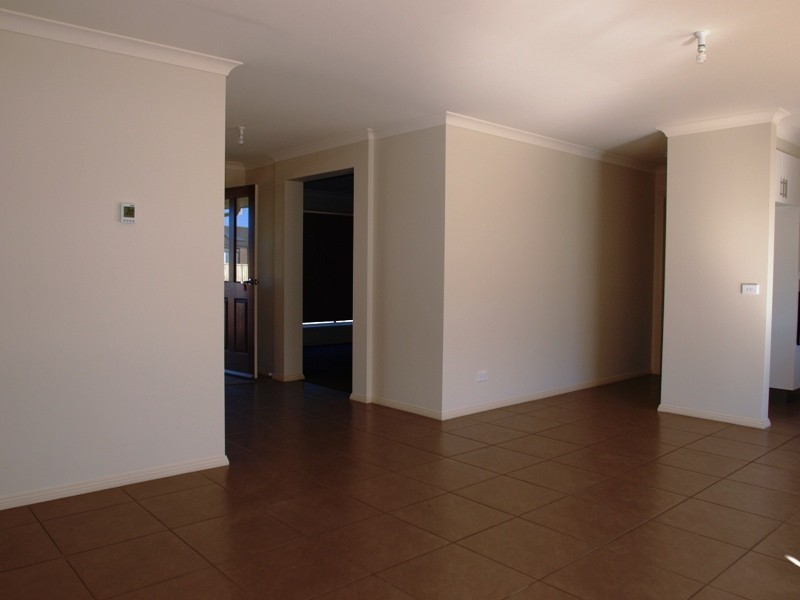 34 Mikada Blvd, Kilmore VIC 3764
