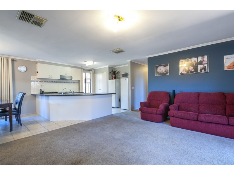 4 Osborne Way, Wallan VIC 3756