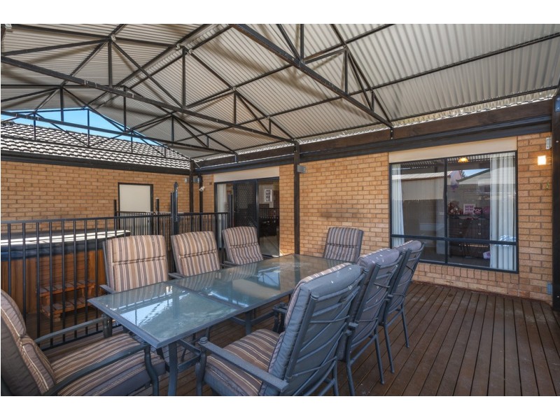 4 Osborne Way, Wallan VIC 3756