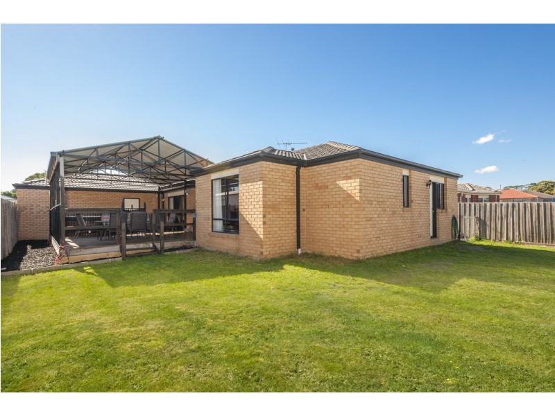 4 Osborne Way, Wallan VIC 3756