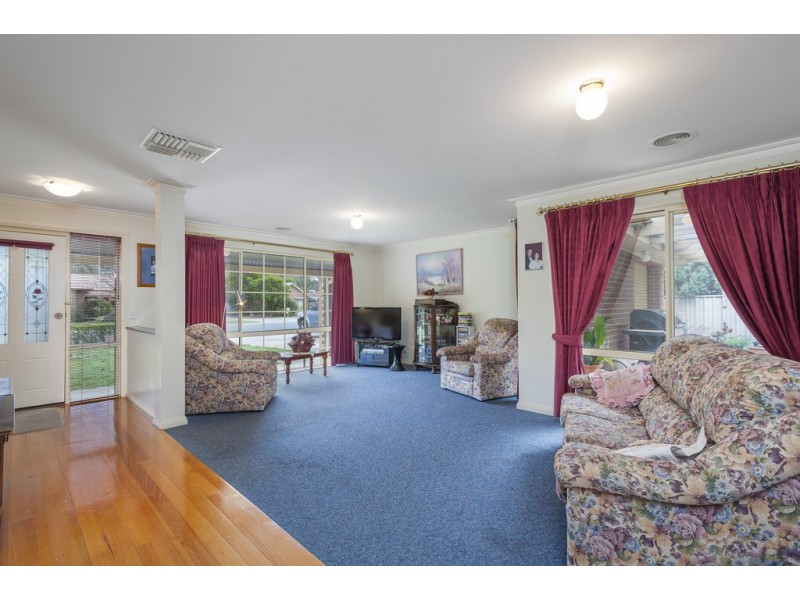 5 Centenary Drive, Kilmore VIC 3764
