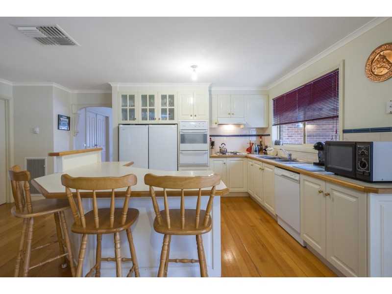 5 Centenary Drive, Kilmore VIC 3764