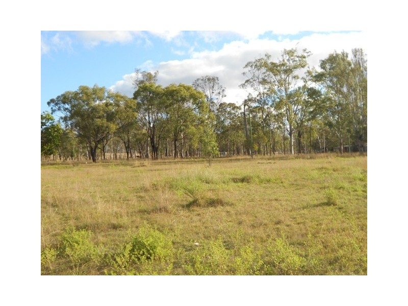 210 Oakview Rd, Oakview QLD 4600