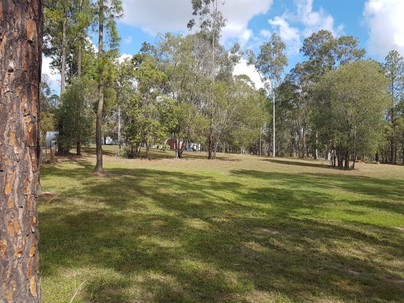 855 Neerdie Road, Glenwood QLD 4570