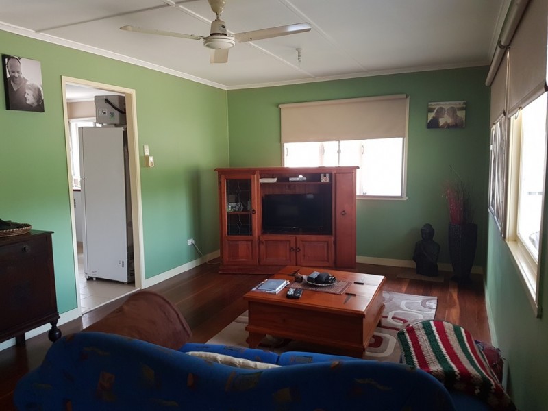 855 Neerdie Road, Glenwood QLD 4570