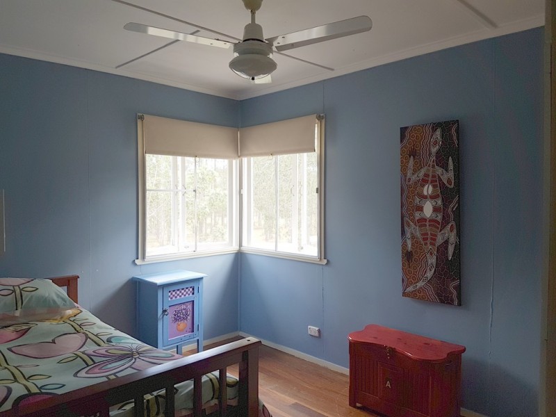 855 Neerdie Road, Glenwood QLD 4570