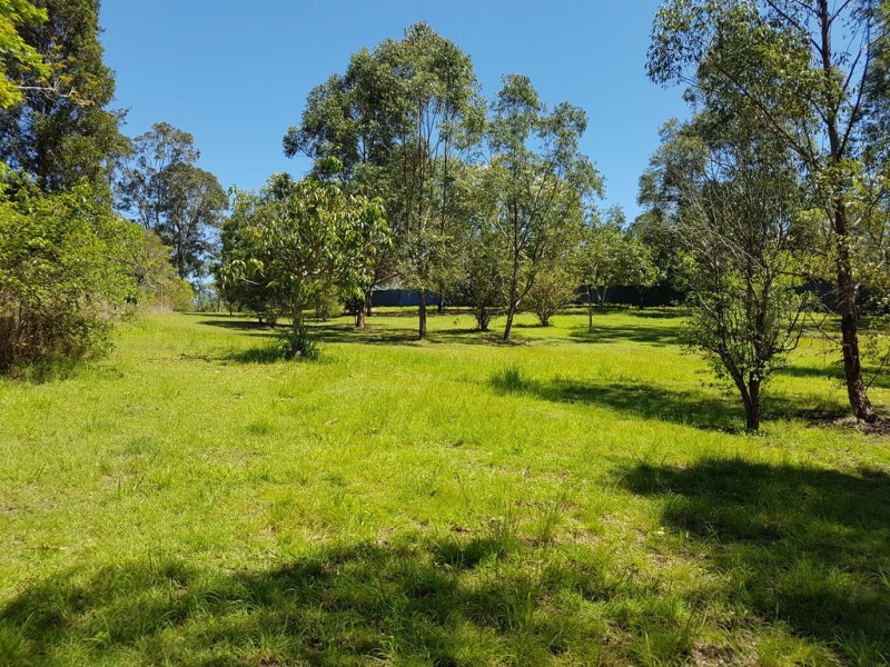 42 Allen Road, Chatsworth QLD 4570