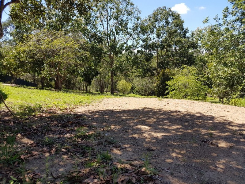 42 Allen Road, Chatsworth QLD 4570