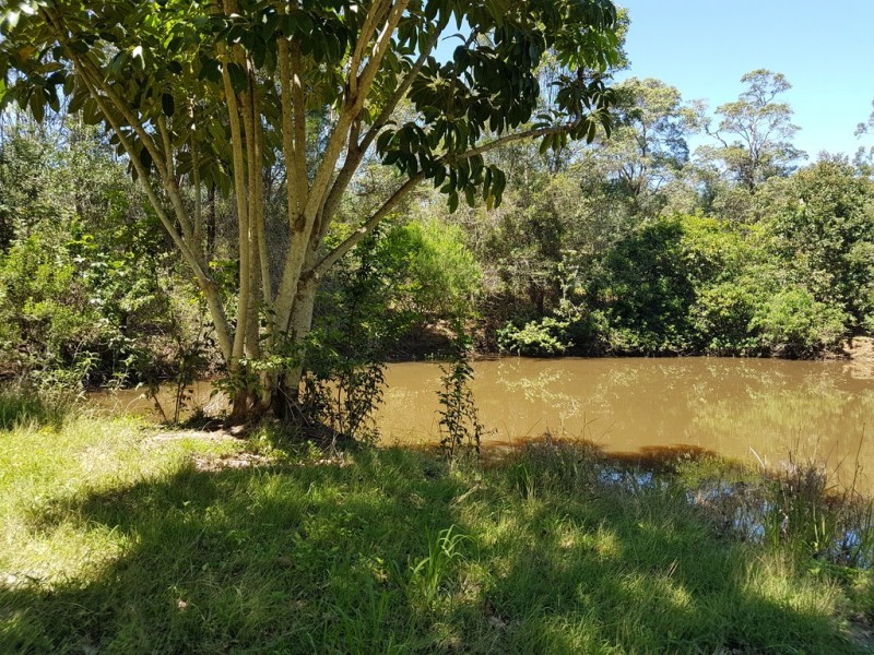 42 Allen Road, Chatsworth QLD 4570