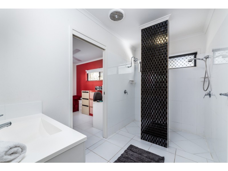 32 Hoopers Road, Curra QLD 4570