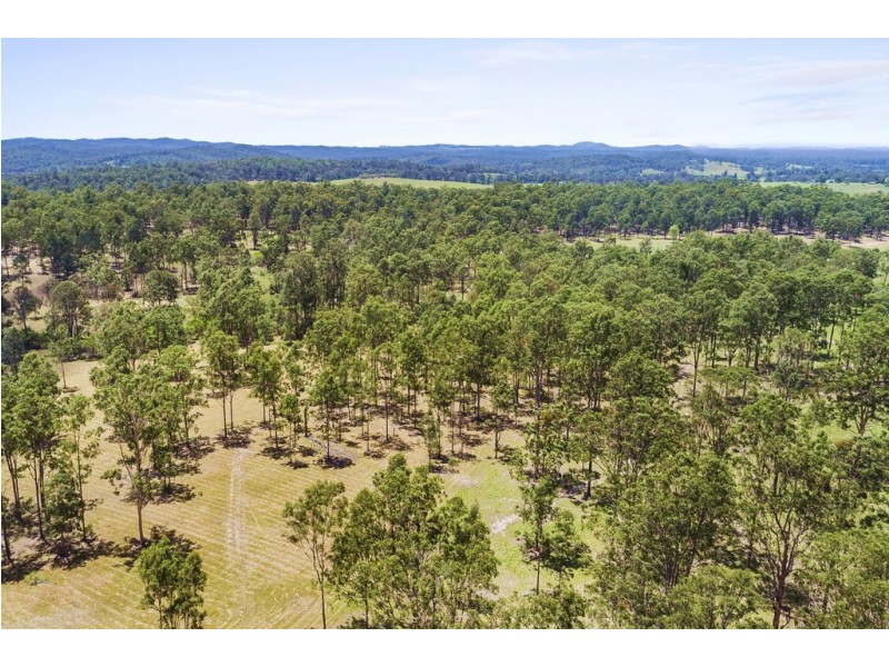 121 Hoopers Road, Curra QLD 4570